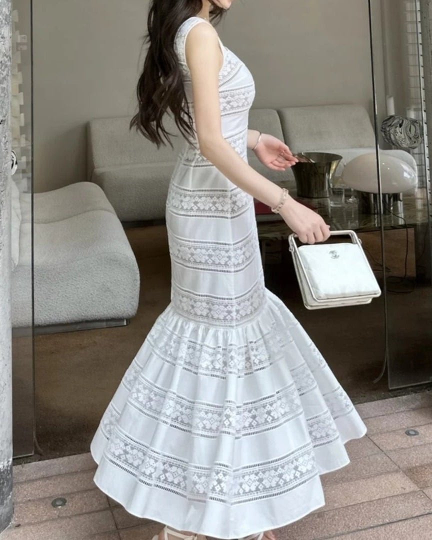 Vestido de renda bordada Laura, com corte sereia