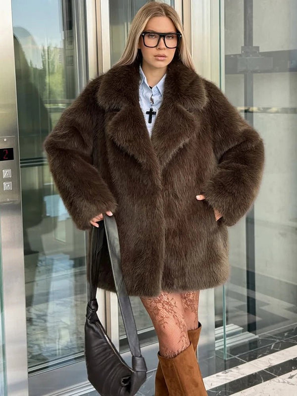 Casaco oversized de pelo sintético Lena