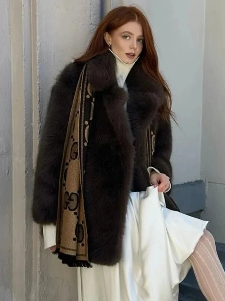 Casaco oversized de pelo sintético Lena