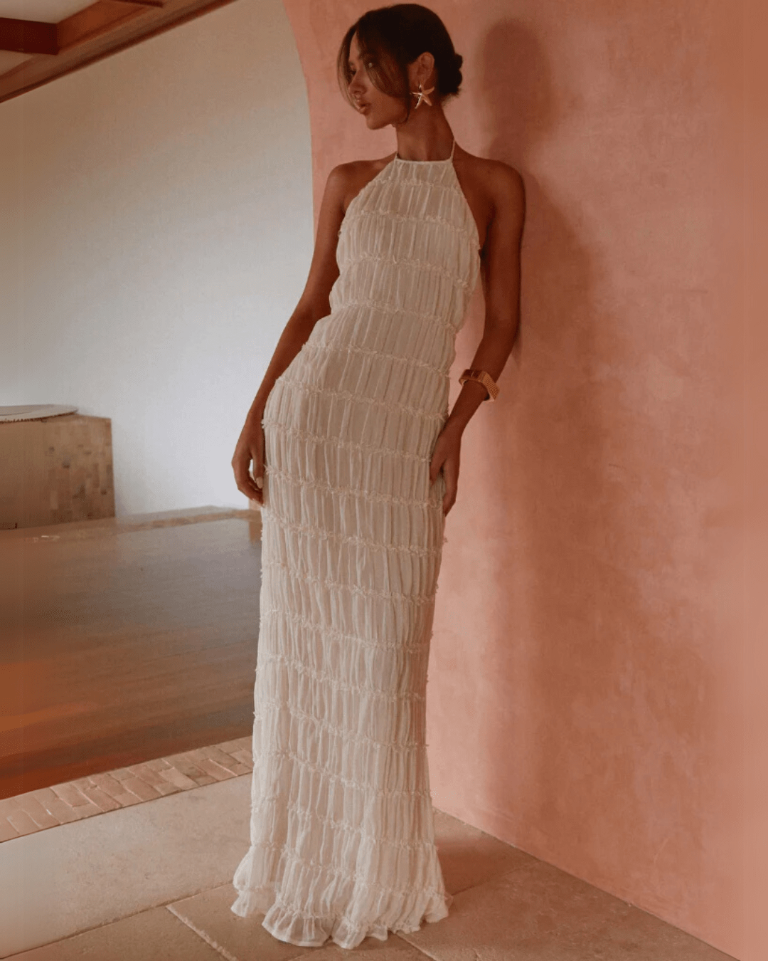 Vestido comprido Leslie com textura esculpida e costas descobertas