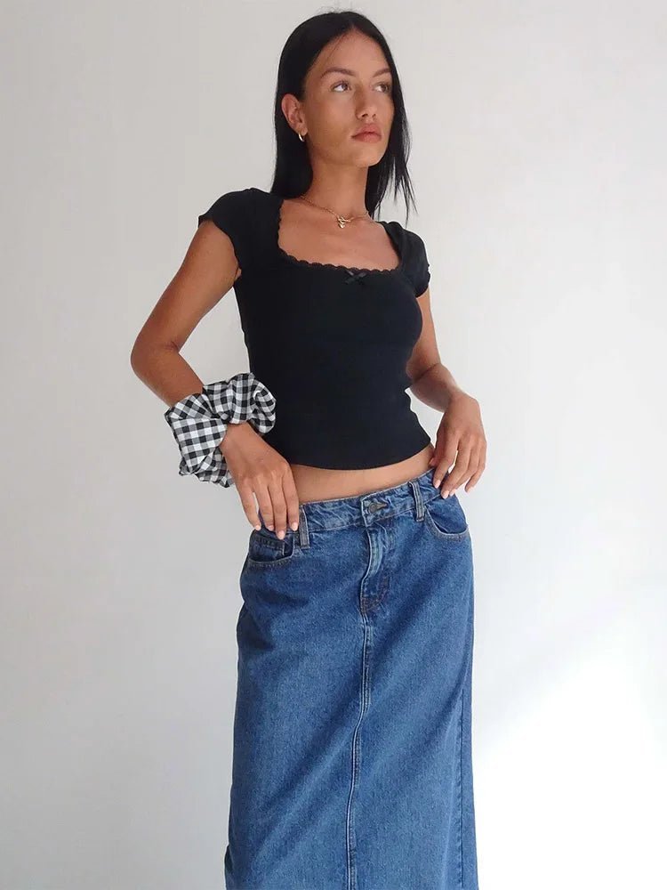 Top curto Liberty com acabamento em renda