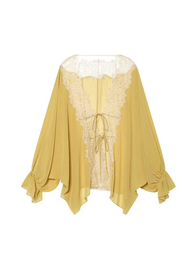 Blusa de renda em patchwork Lisa