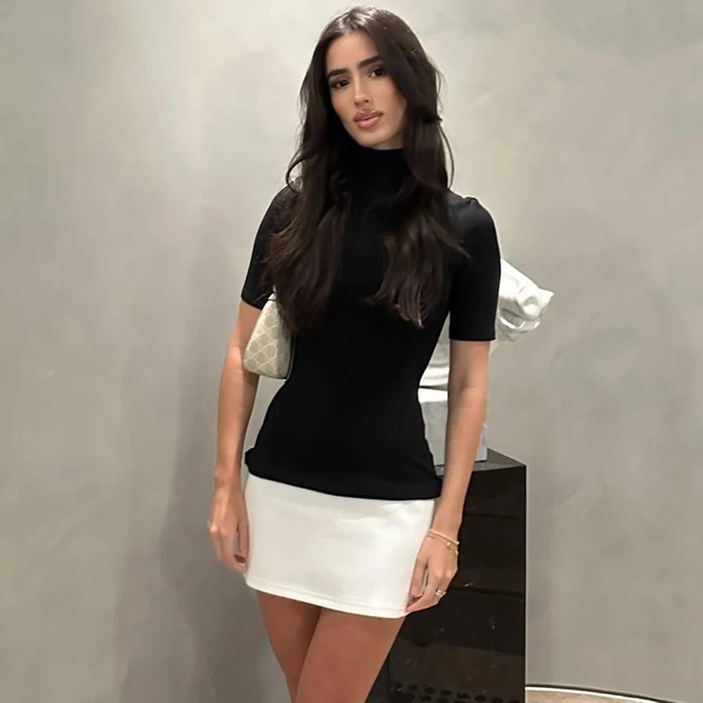Vestido mini de gola subida Lisbeth