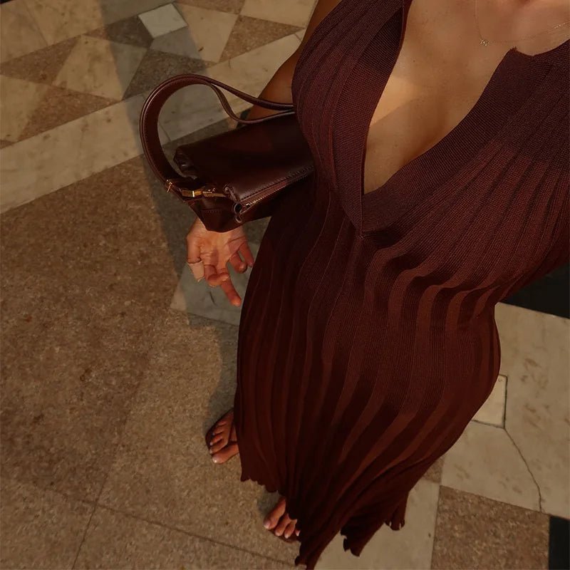 Vestido maxi Lise de malha plissada sem mangas