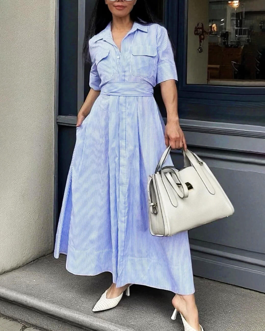 Vestido comprido Liv às riscas com gola de cordões