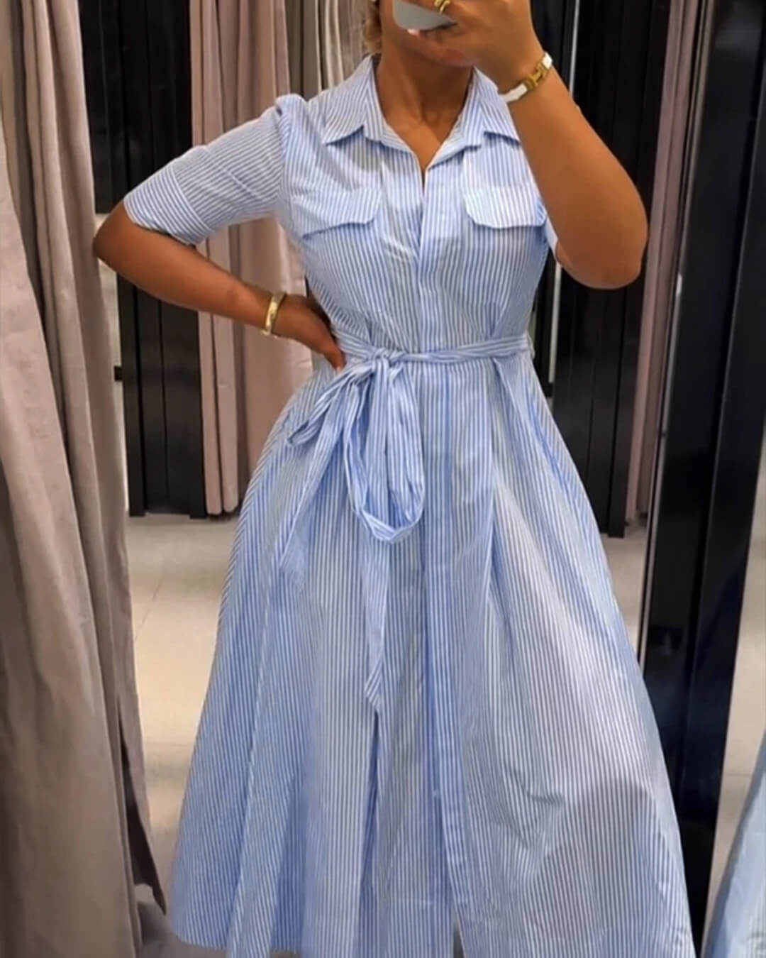 Vestido comprido Liv às riscas com gola de cordões