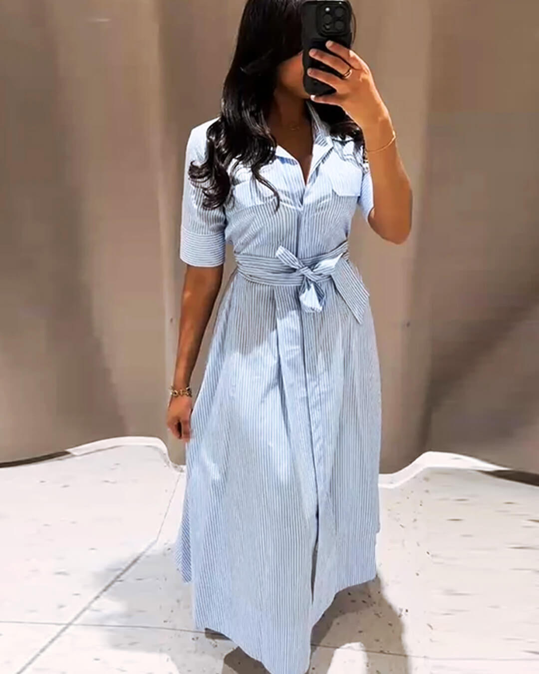 Vestido comprido Liv às riscas com gola de cordões