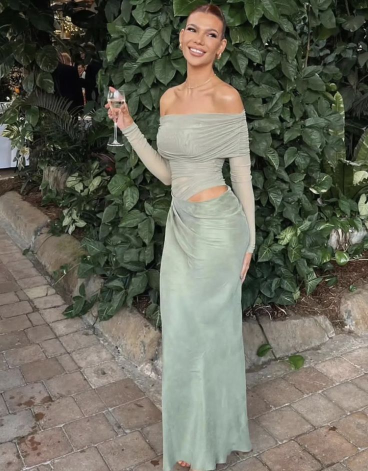 Vestido maxi de malha transparente e mangas compridas Lizy