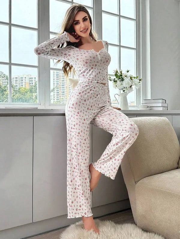 Long Sleeve Floral Pyjama Set