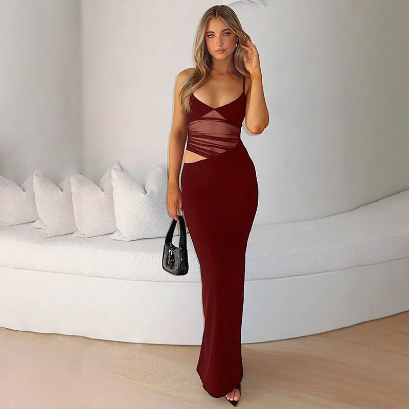 Vestido comprido Lorraine com recortes e tecido transparente
