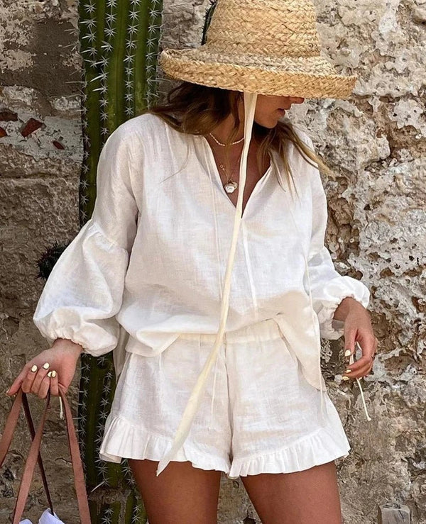 Conjunto Luna de blusa de manga comprida com folhos e calções