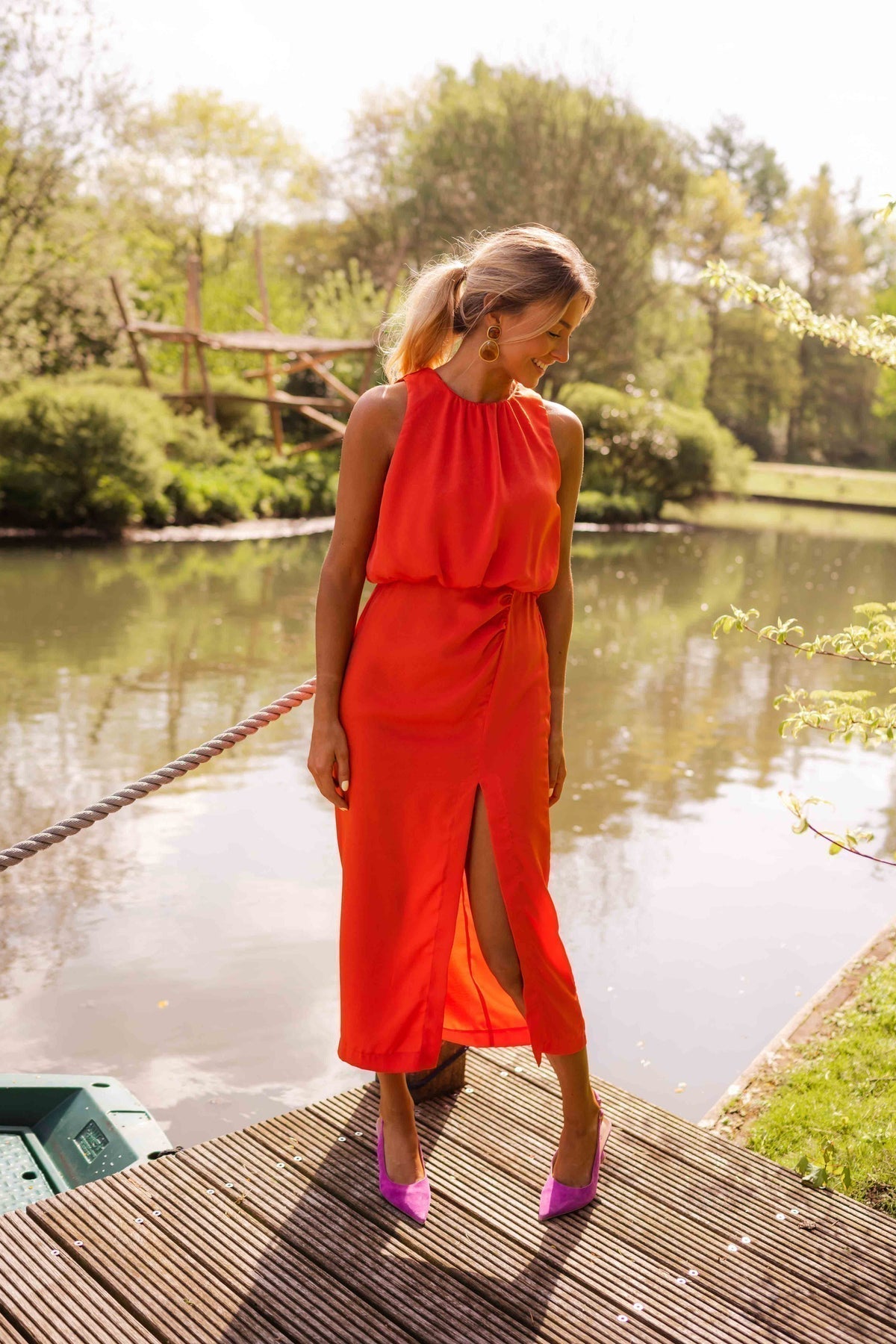 Vestido midi sem mangas Maren