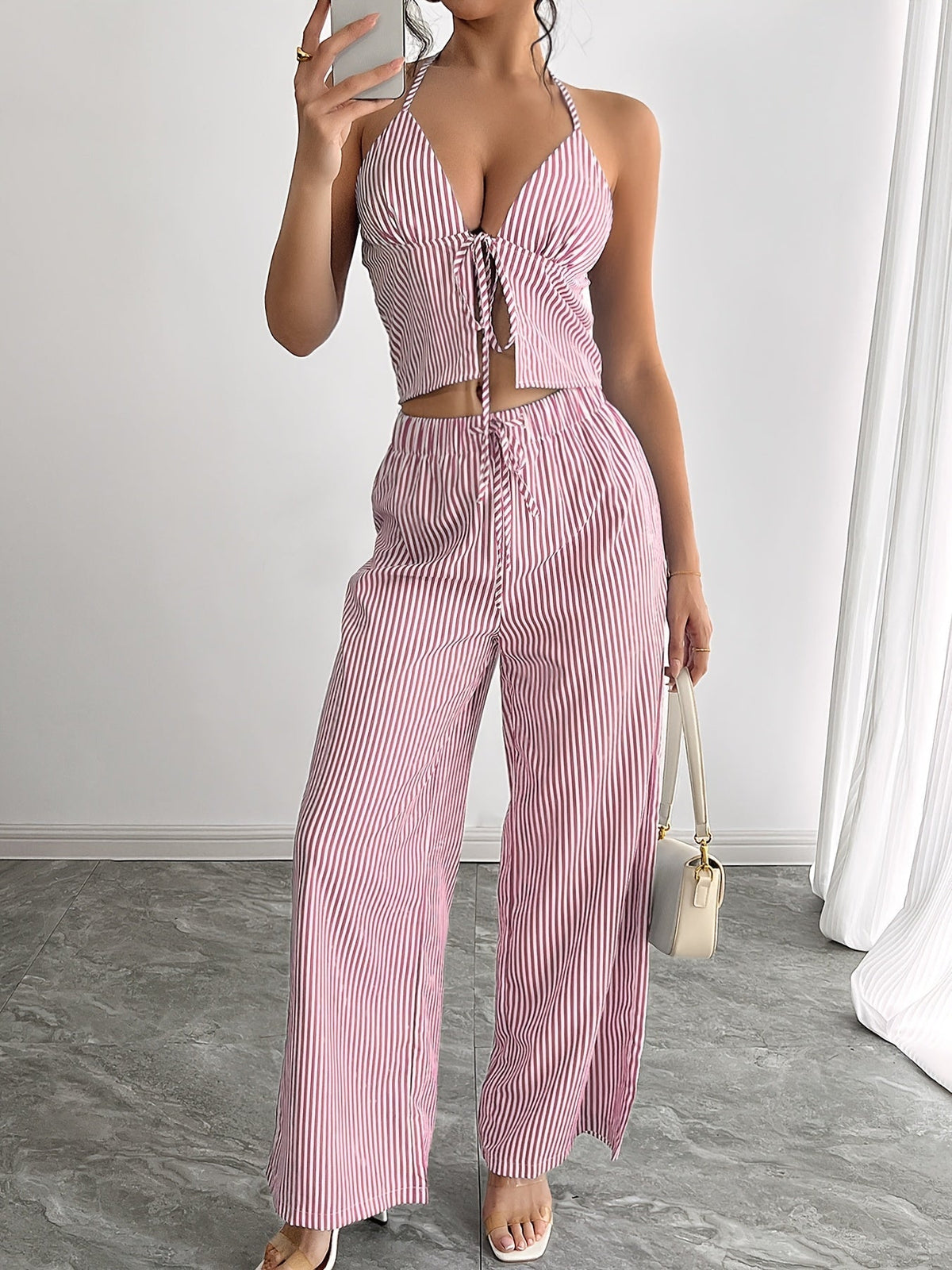 Conjunto Mary de top halter às riscas