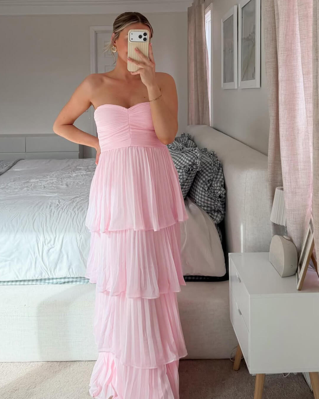 Vestido comprido plissado em camadas sem alças Michelle