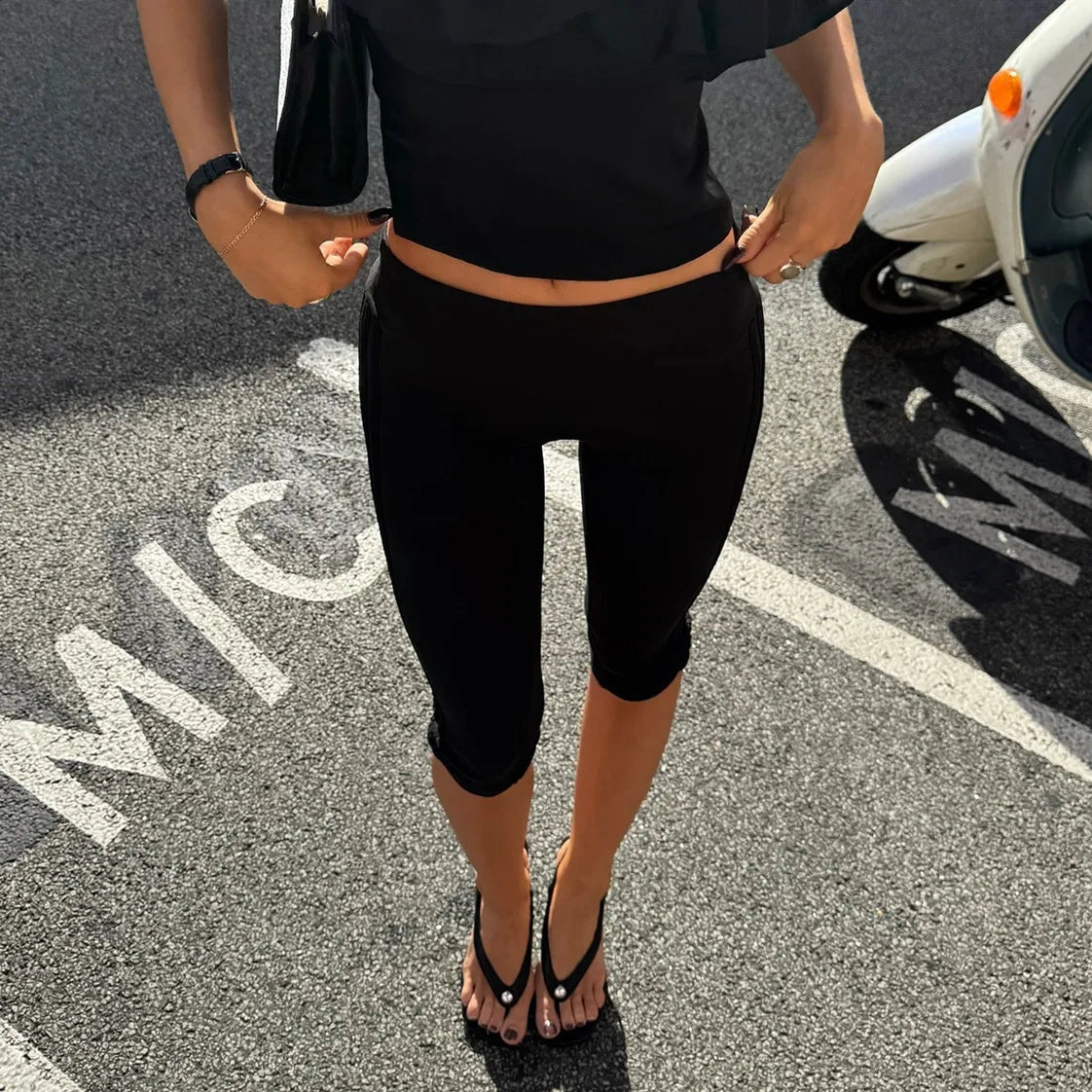 Leggings capri com bainha com abertura Millie
