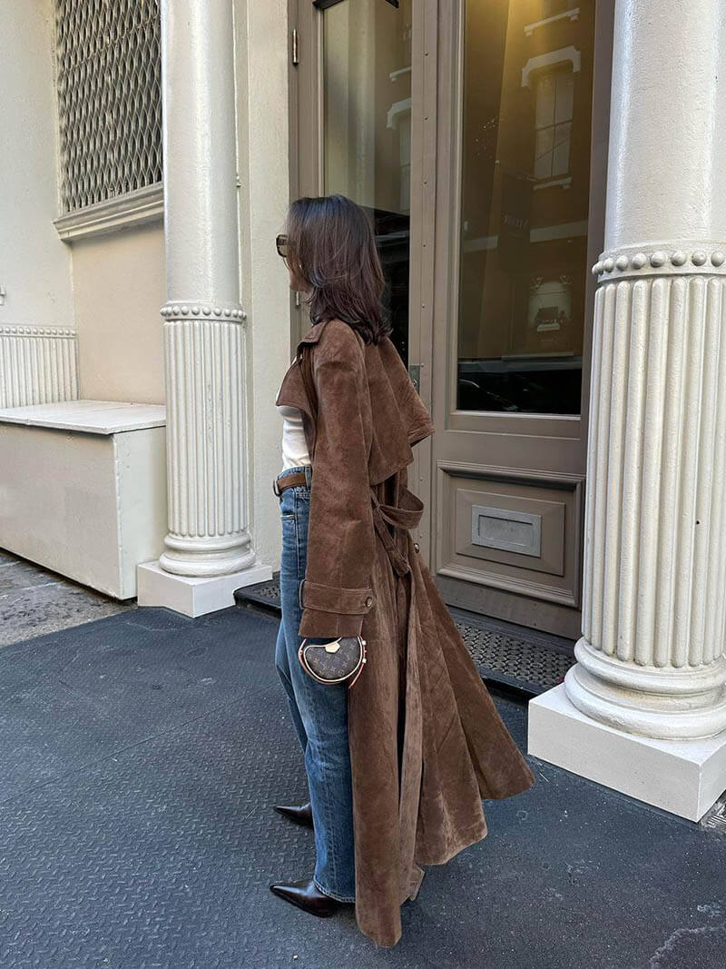 Gabardina Molly em camurça sintética