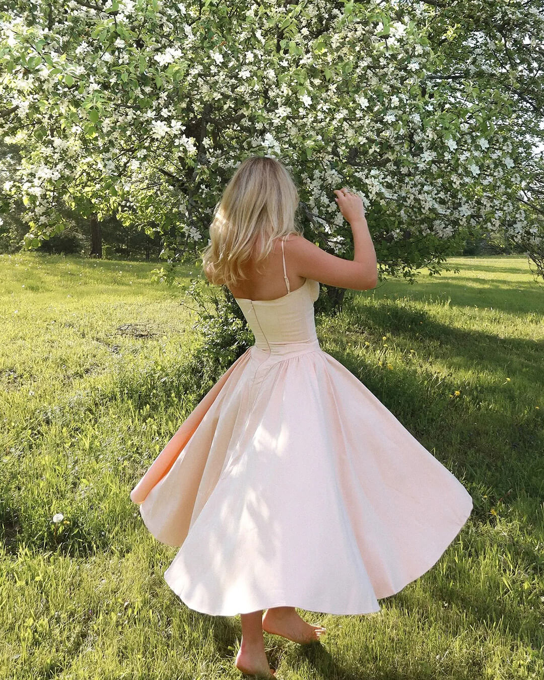 Vestido midi Myrna com alças finas