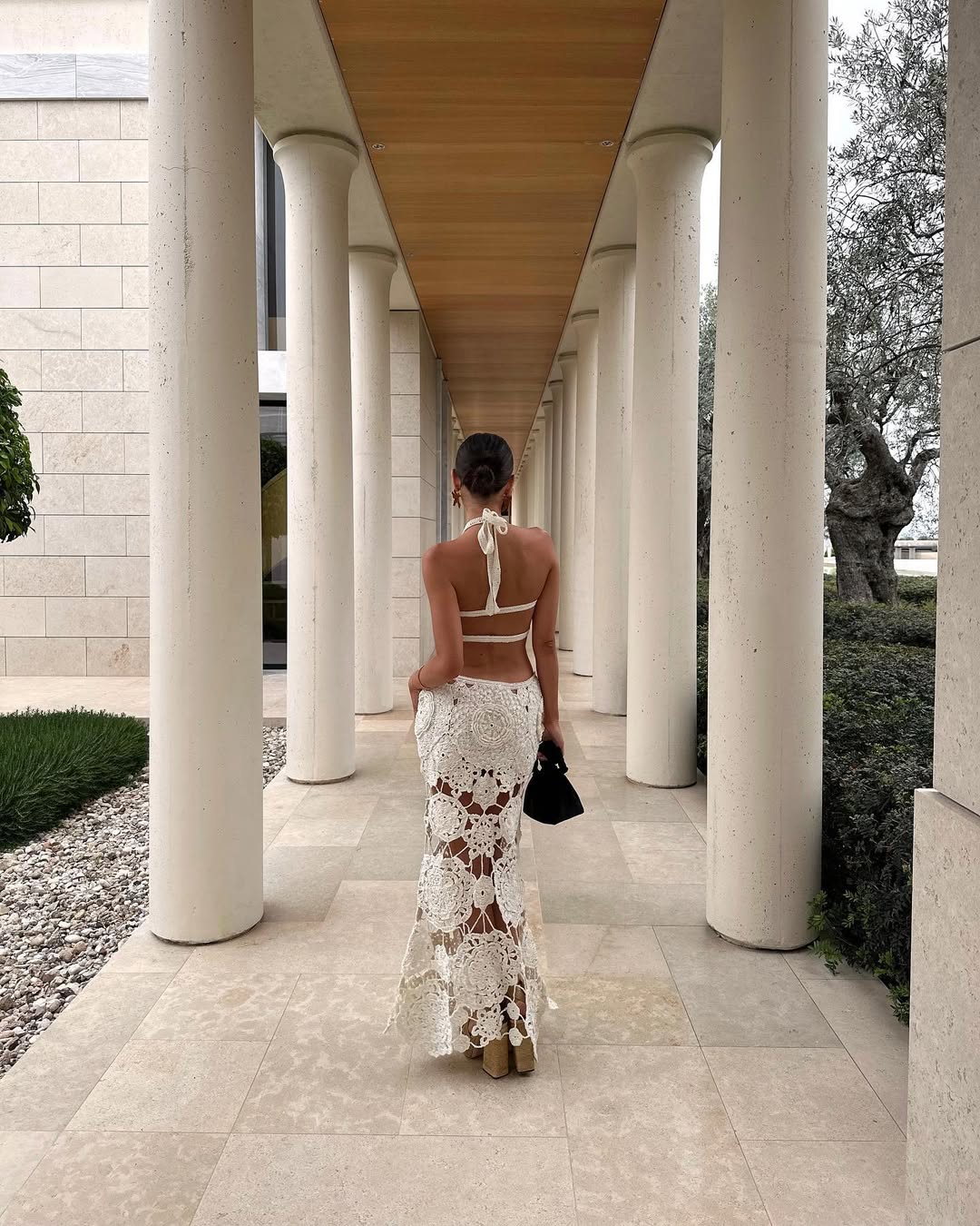 Vestido maxi Natasha em croché transparente
