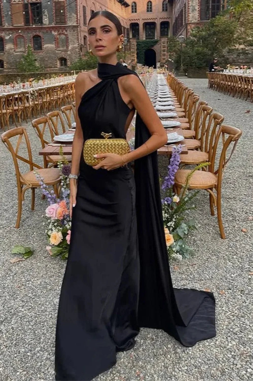 Vestido maxi Neele de cetim com frente única e costas descobertas
