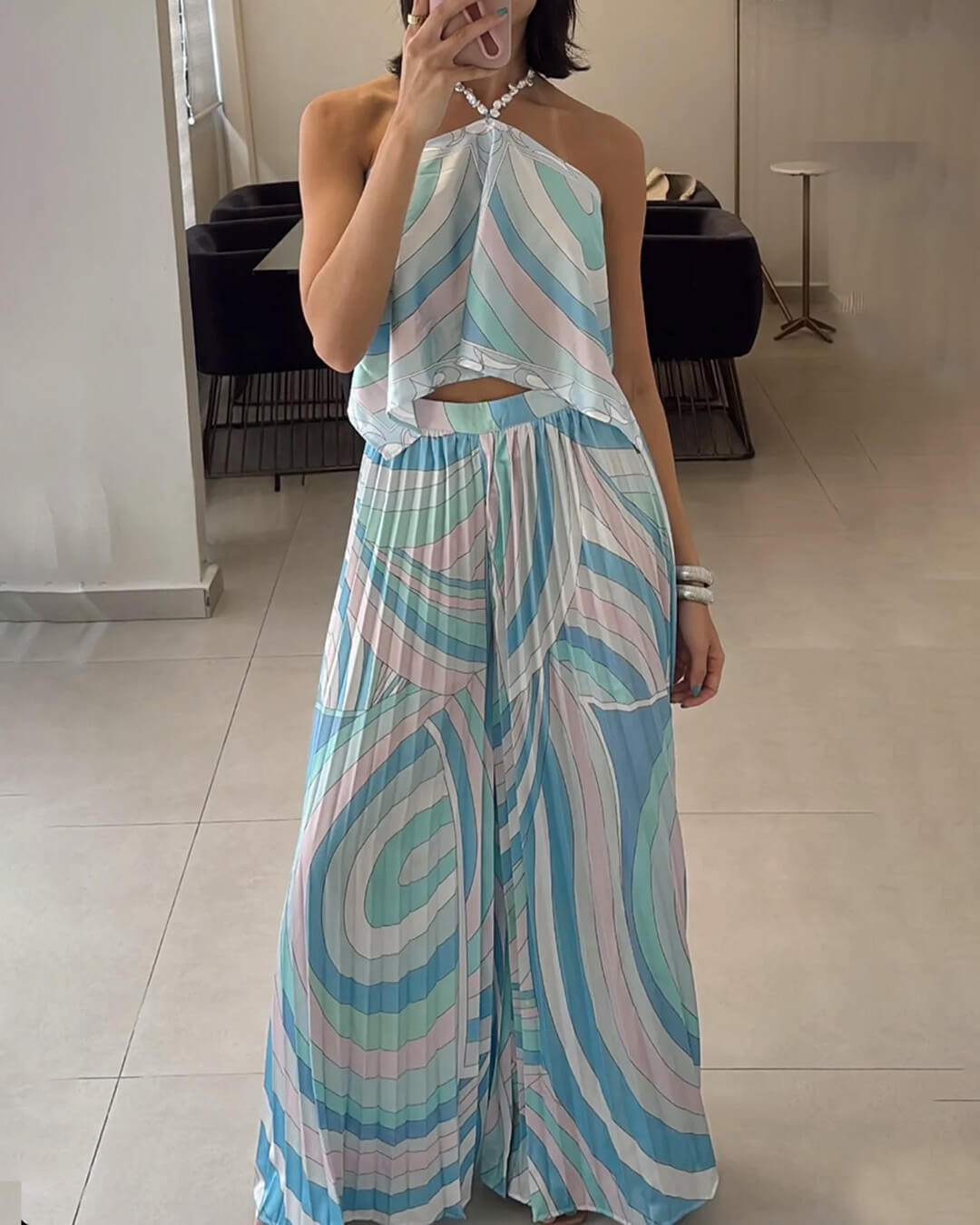 Conjunto coordenado de calças capri plissadas Nora