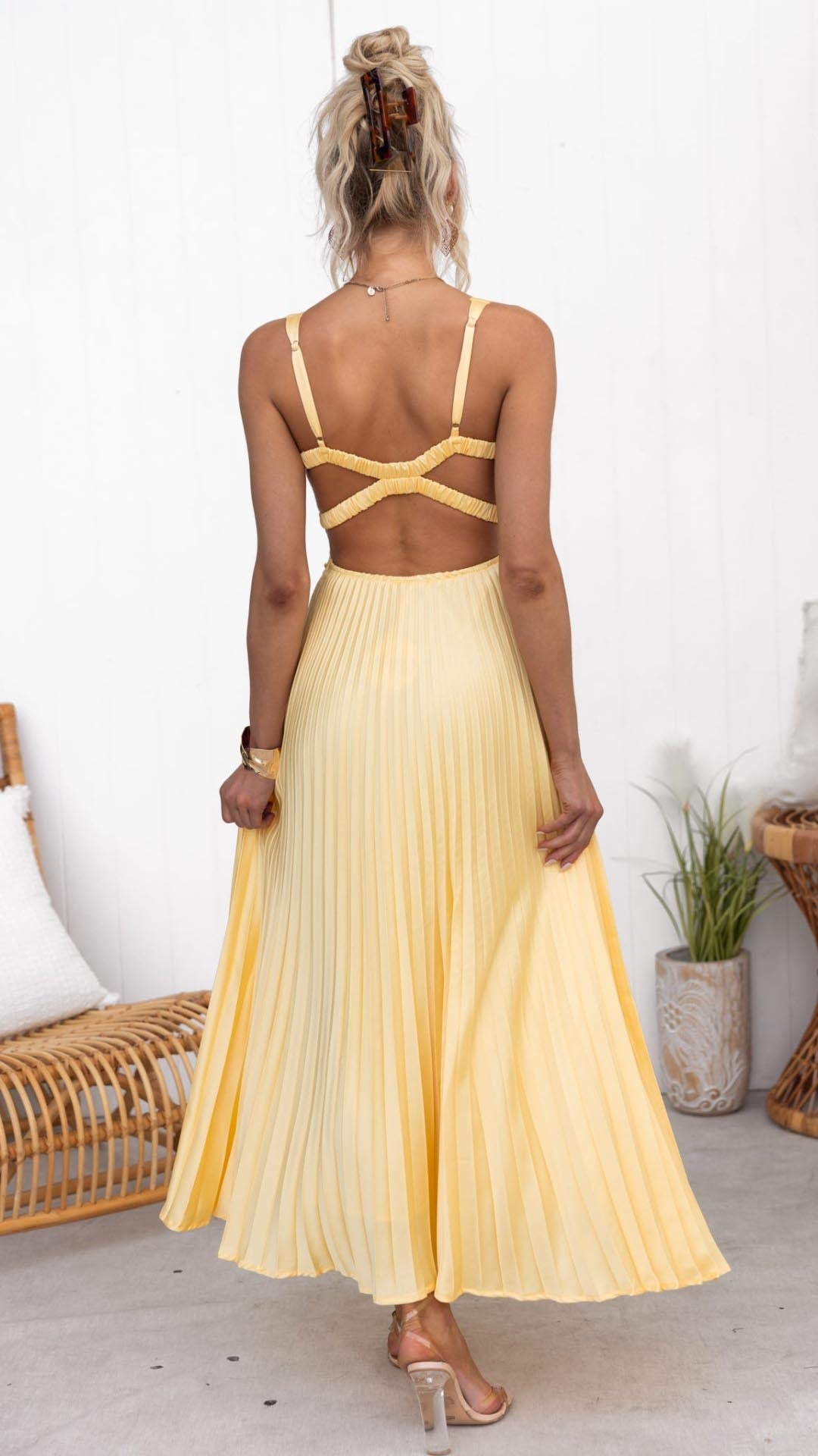 Vestido comprido de verão fluido e plissado Olivia
