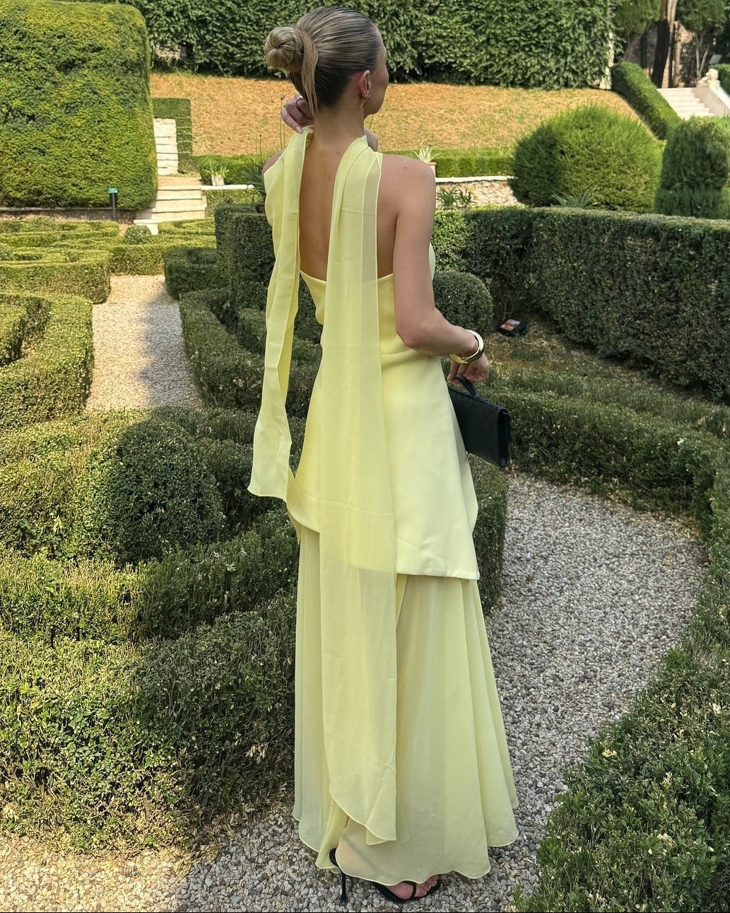 Vestido maxi Ophelia assimétrico e transparente