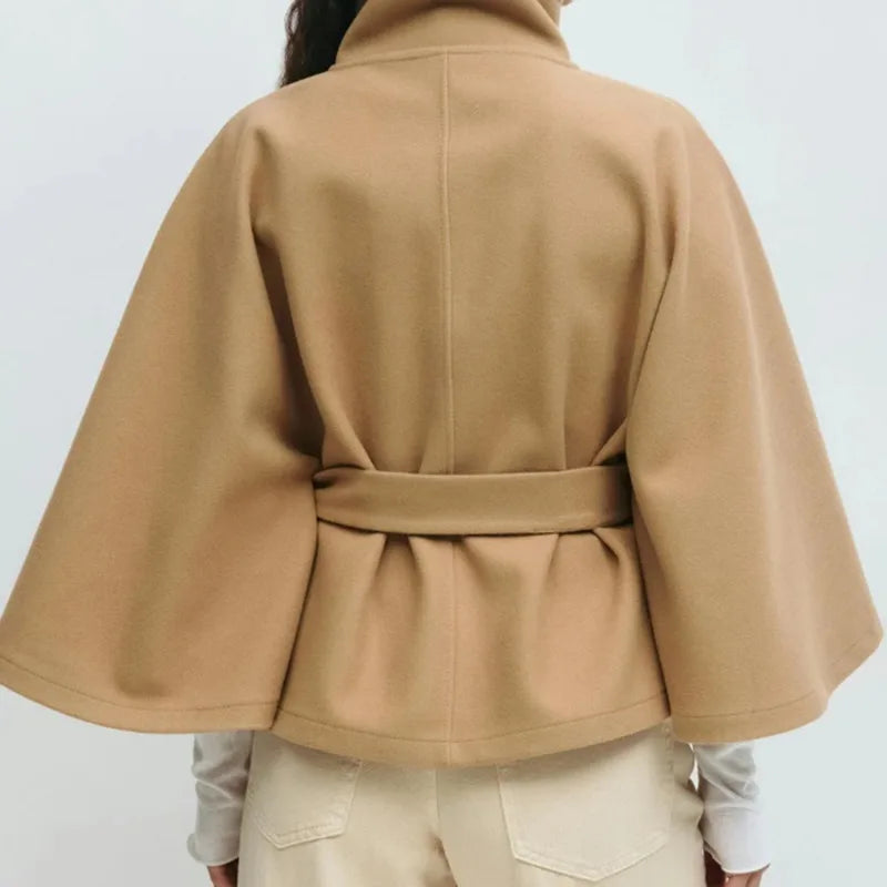 Casaco com cinto de corte oversized