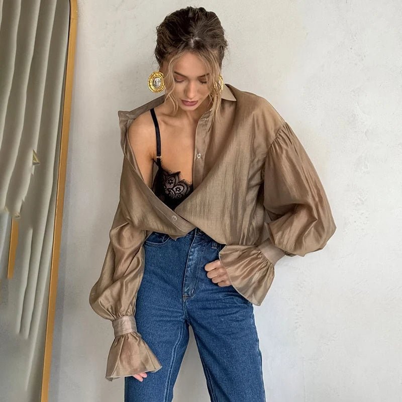 Blusa transparente de mangas compridas Patricia