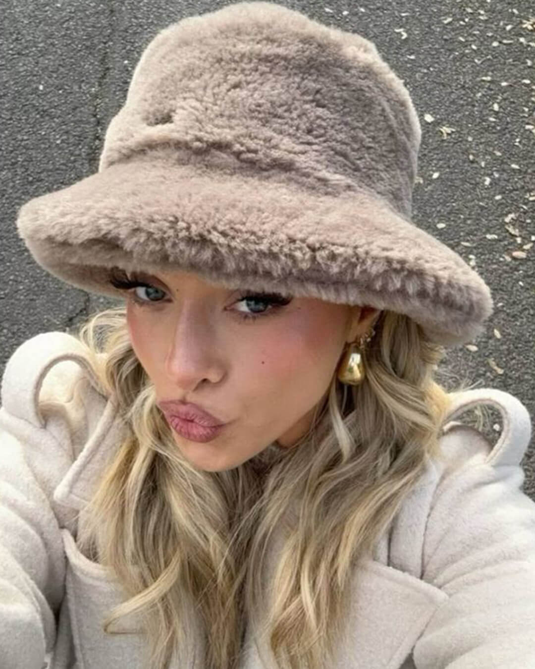 Chapéu bucket felpudo Pauleen