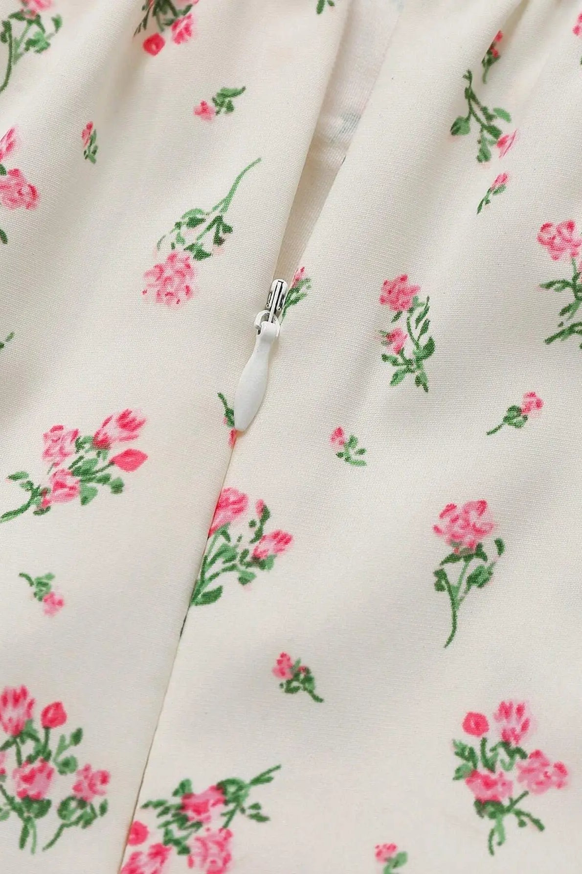 Vestido floral com alças finas Polina
