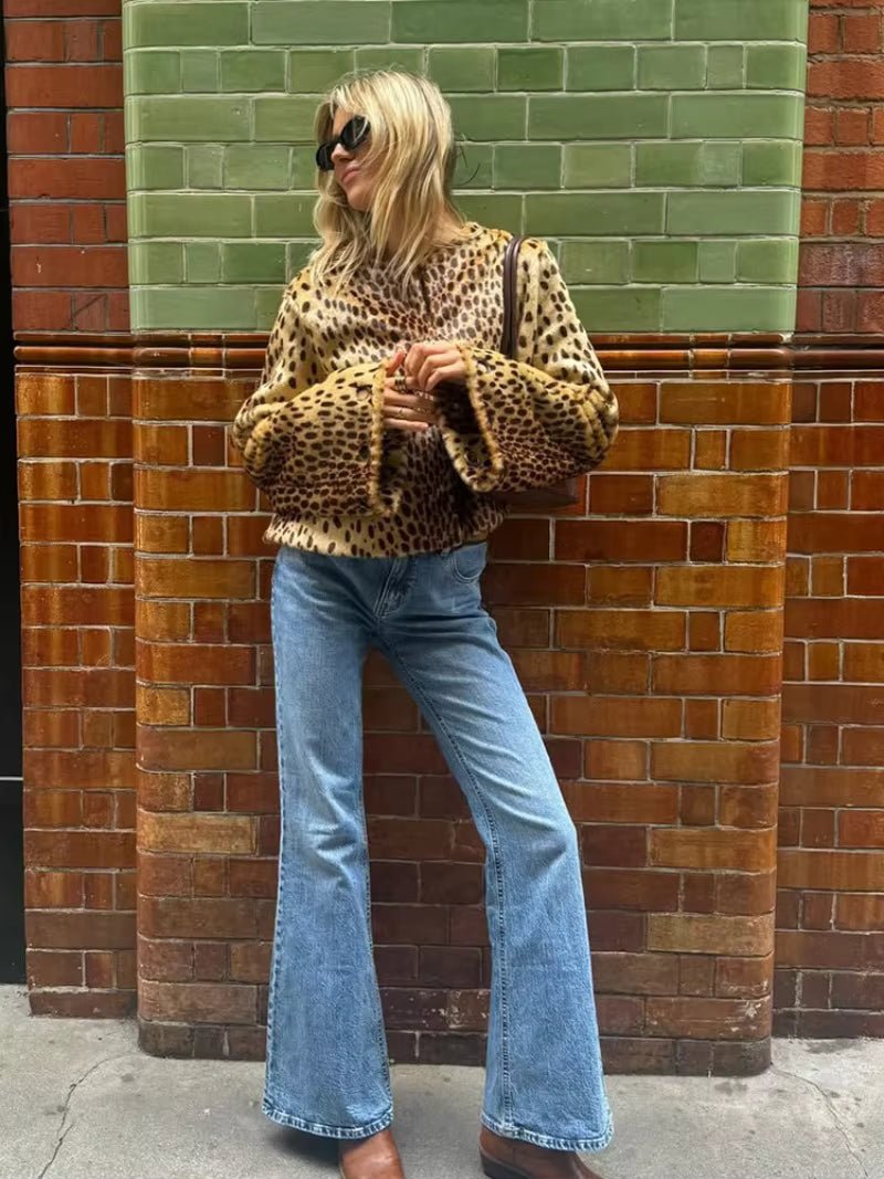 Casaco de pelo sintético com padrão de leopardo Rebecca