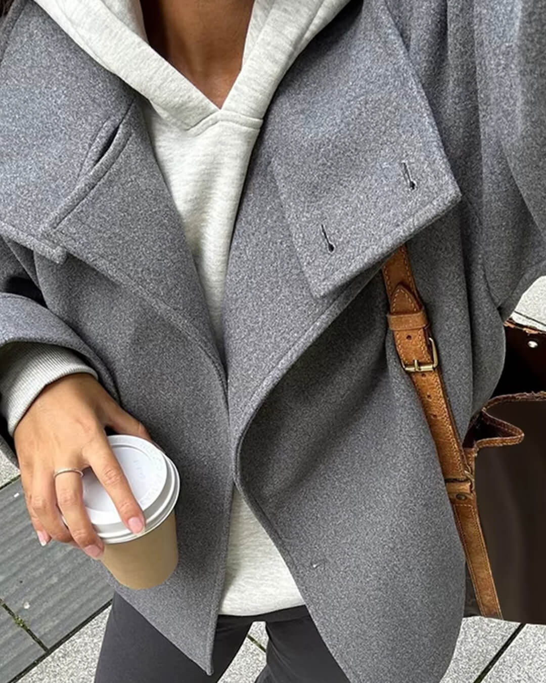 Casaco elegante Rosalia com gola subida