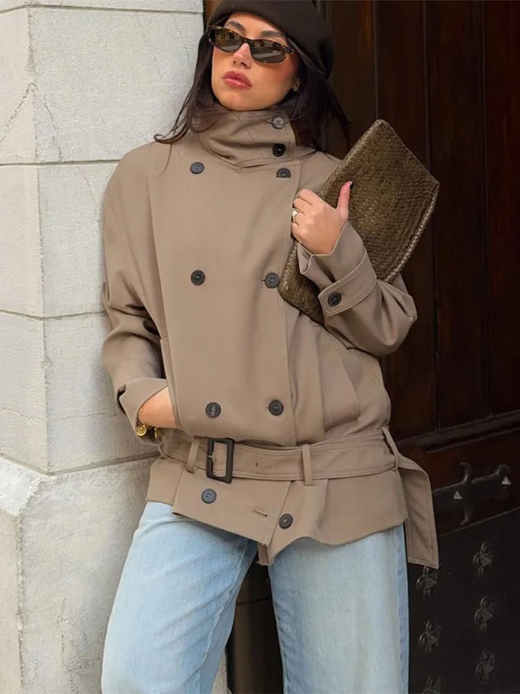 Gabardine curta com cinto Saddie