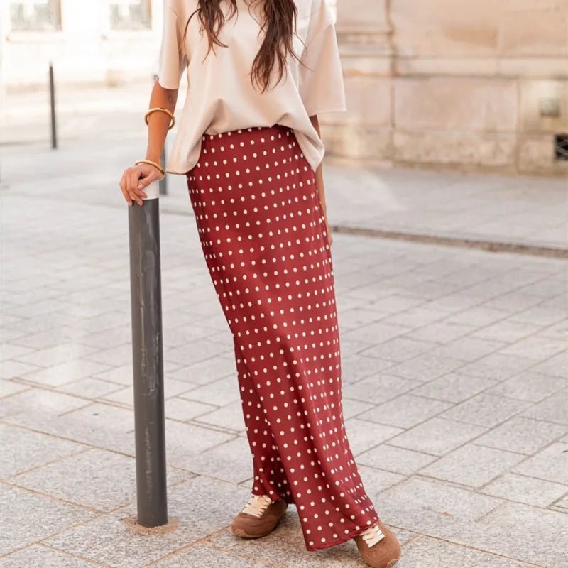 Saia maxi Saoirse com bolinhas e acabamento acetinado