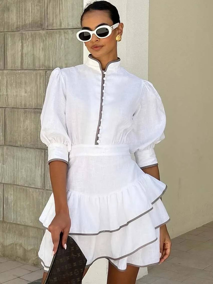 Vestido curto Sara de gola alta, em patchwork