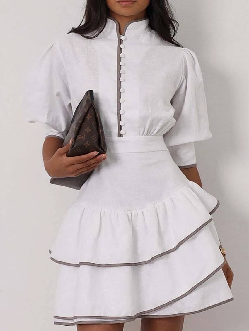 Vestido curto Sara de gola alta, em patchwork