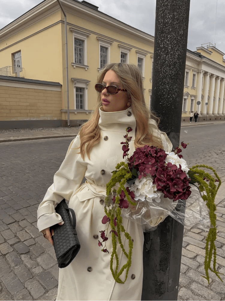 Gabardina Sarah de gola subida com cinto