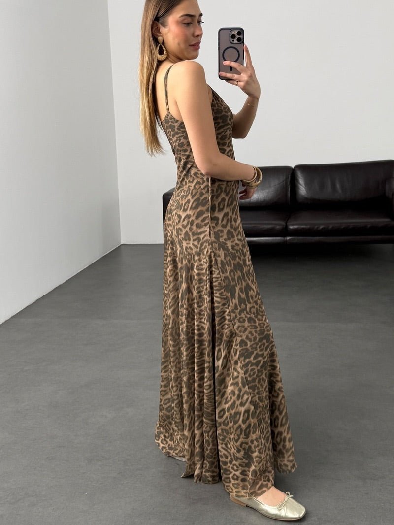 Vestido maxi de alças com padrão de leopardo Sienna