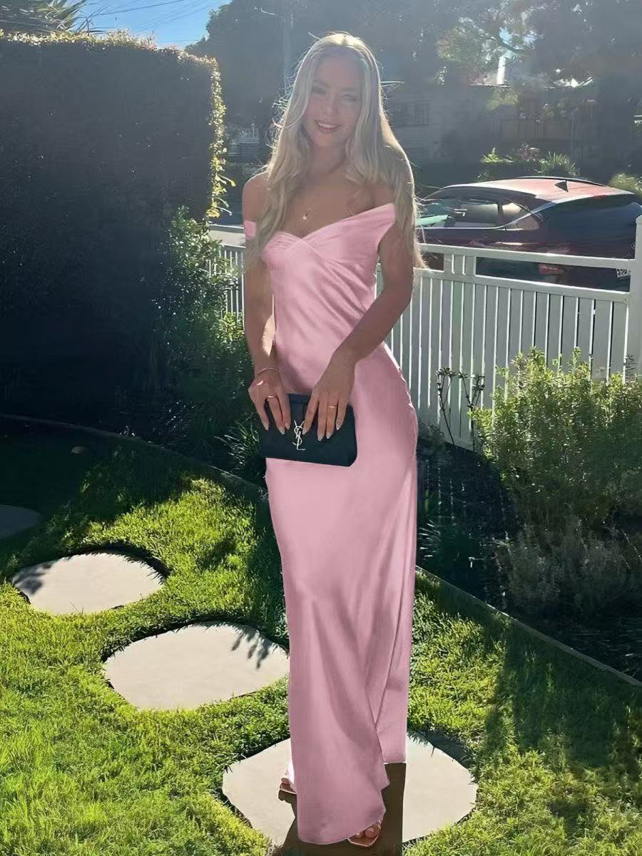 Maxivestido Sophia em cetim, sem ombros
