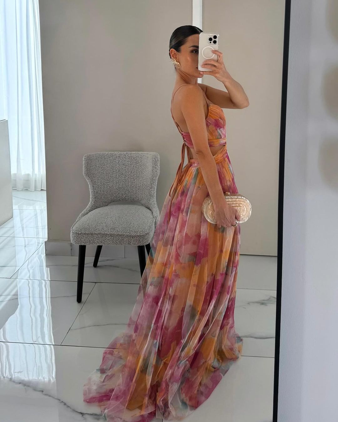Vestido maxi Stella floral com decote em V
