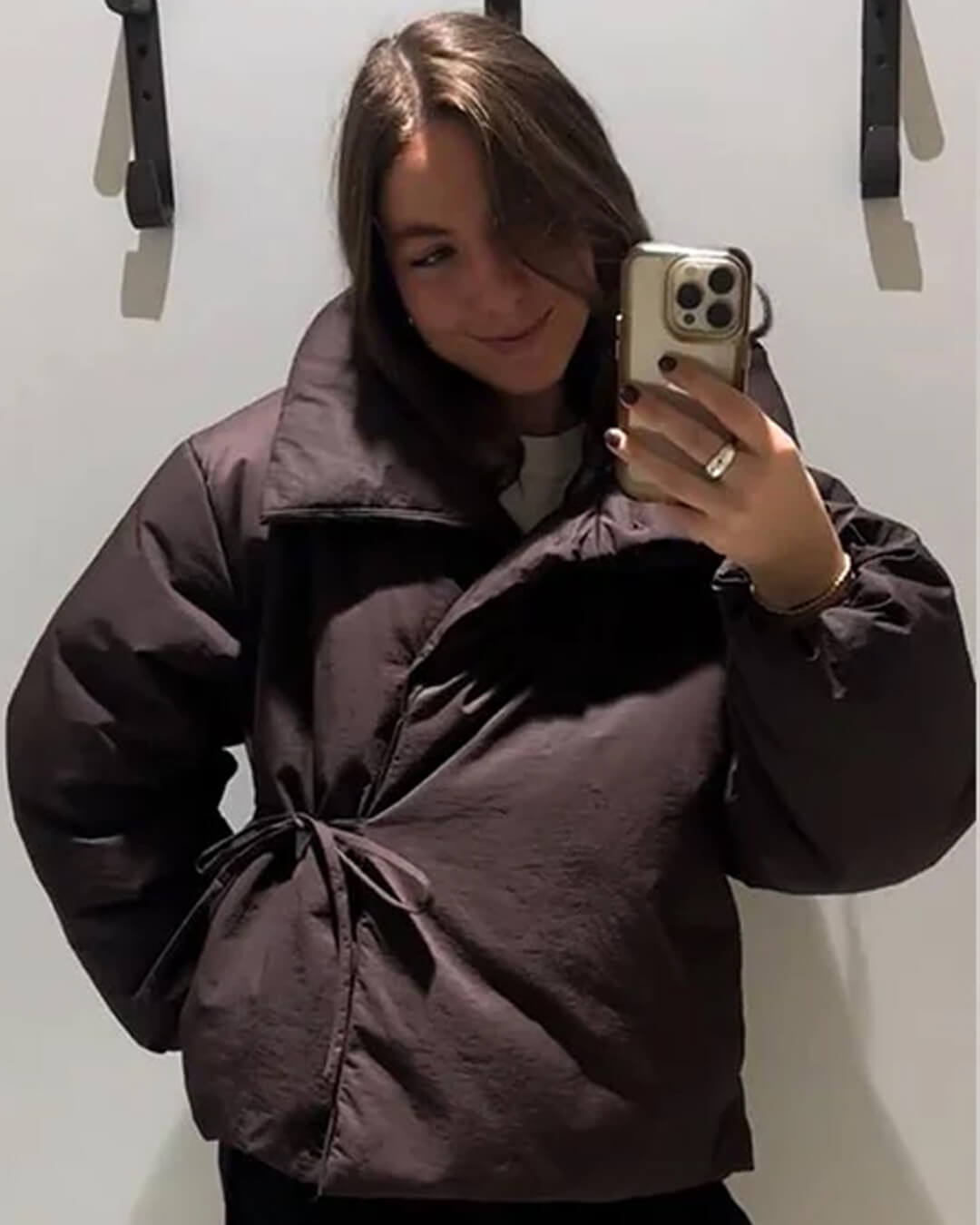 Casaco acolchoado de gola alta com atilhos Suzy