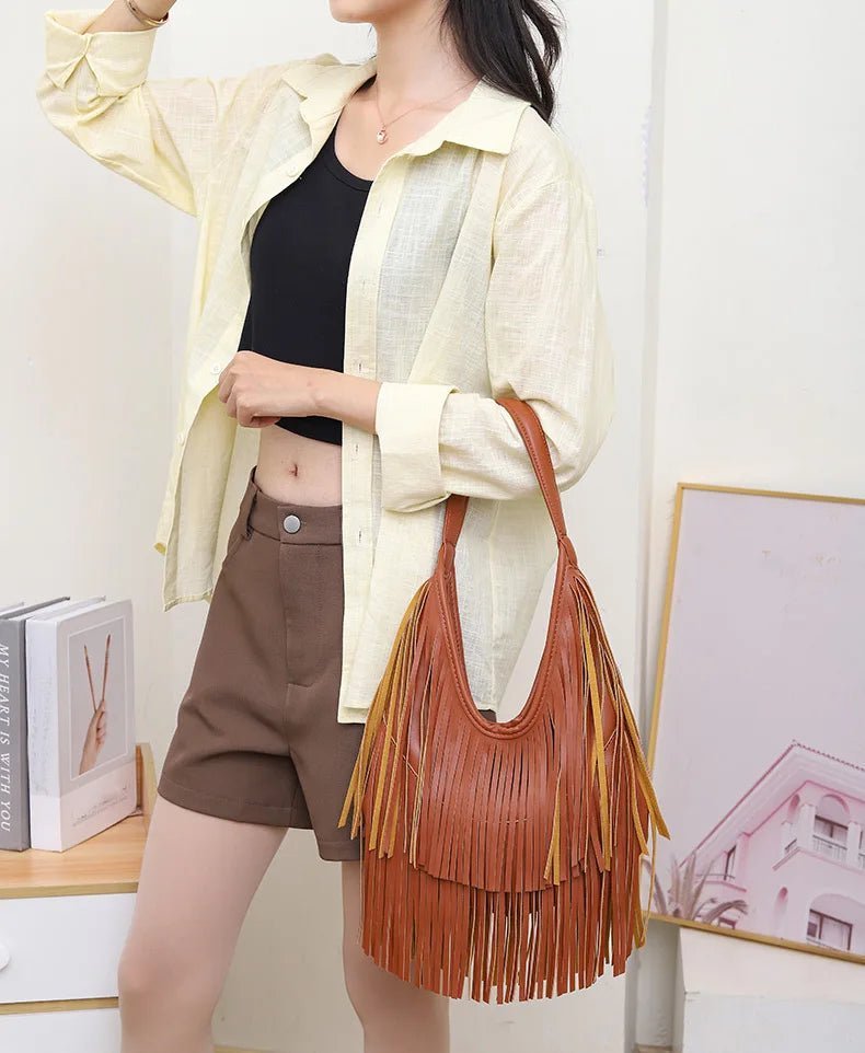 Mala hobo com franjas Tatiana