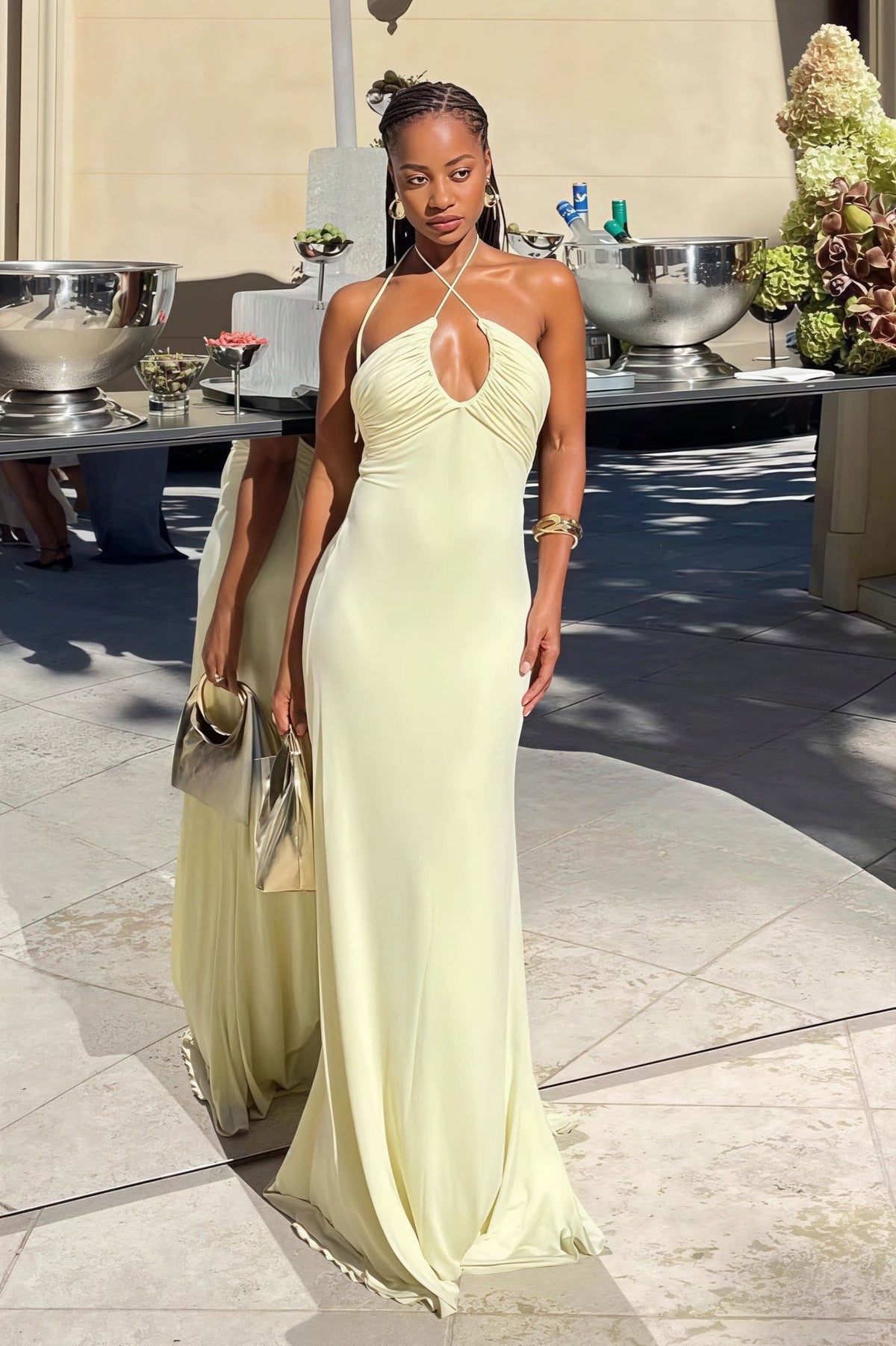 Vestido comprido sereia de decote halter Valentina