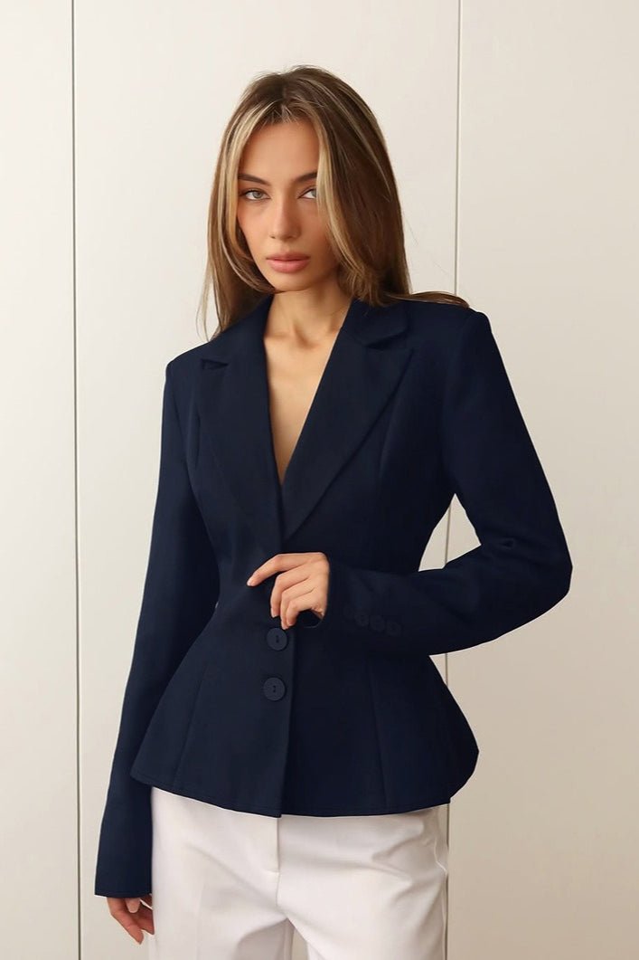 Blazer justo com decote em V e ombros almofadados Valerie