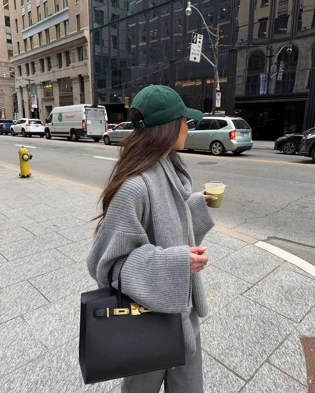 Camisola de malha larga Xia com cachecol