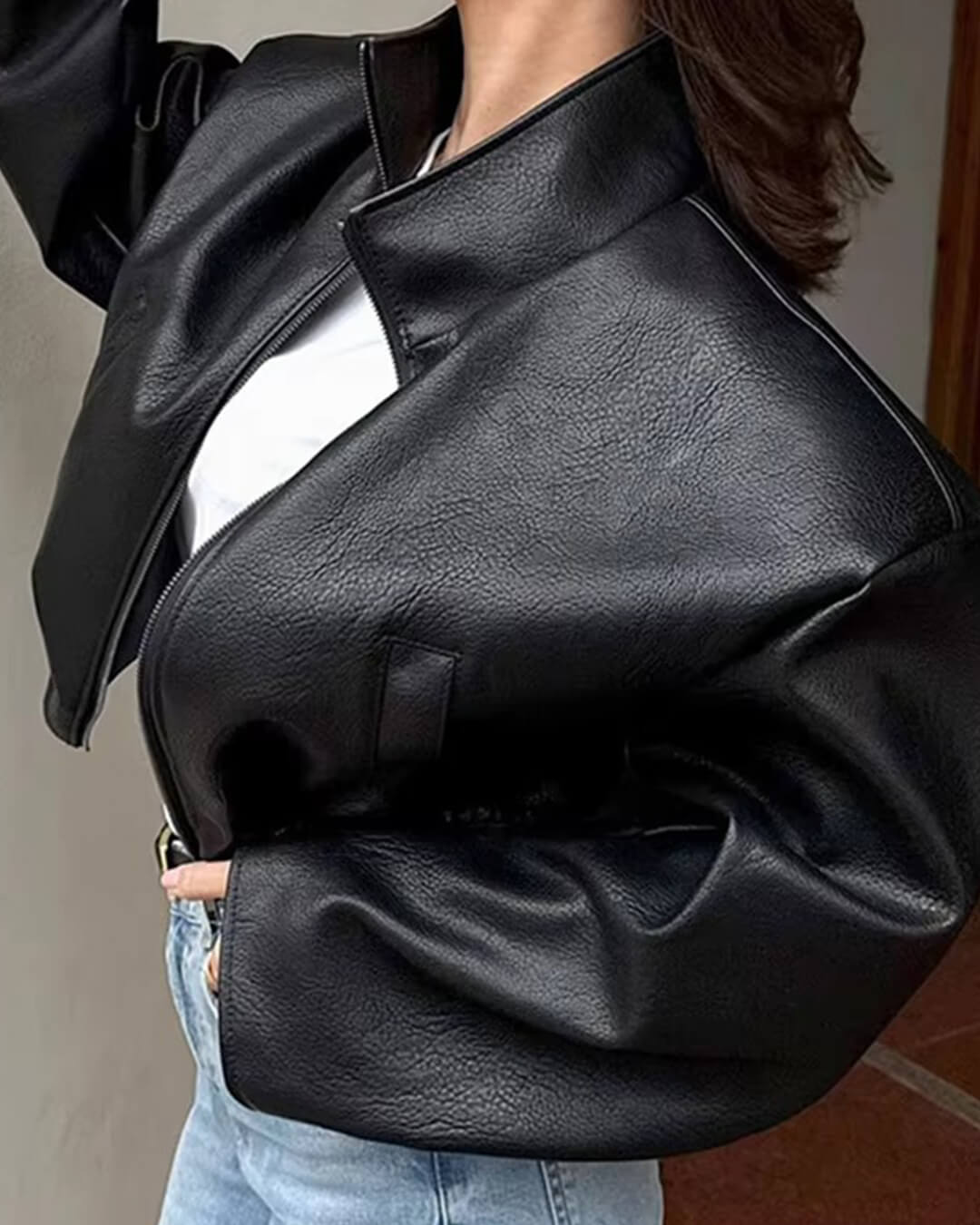 Casaco de cabedal com fecho Zip